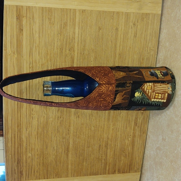 Water bottle caddy - Picture 1 of 5